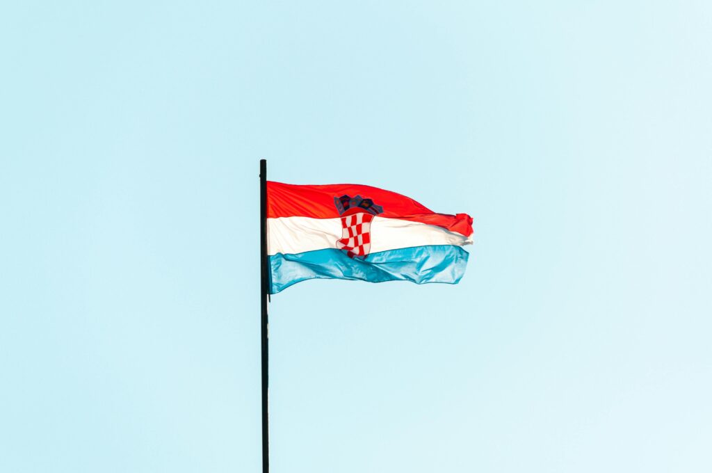 Zoran Milanović bei seiner Wahlrede nach dem Gewinn der kroatischen Präsidentenwahl 2023.