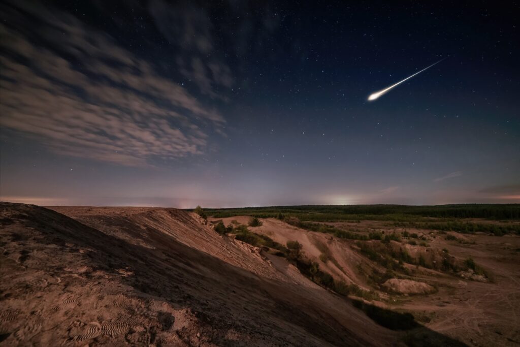 Asteroid 2024 YR4, der 2032 eine geringe Wahrscheinlichkeit hat, mit der Erde zu kollidieren